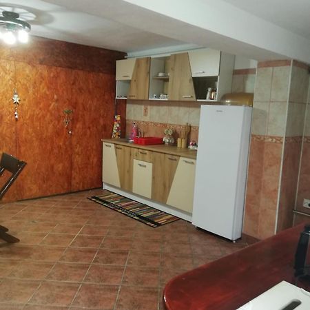 Rustic Rooms Risnov Bagian luar foto