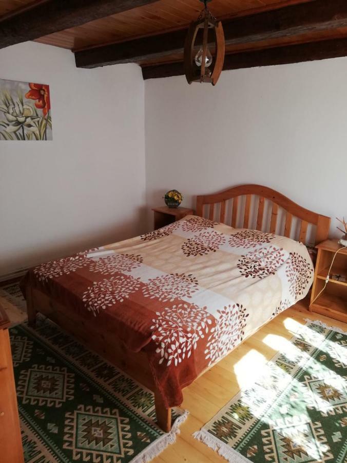 Rustic Rooms Risnov Bagian luar foto